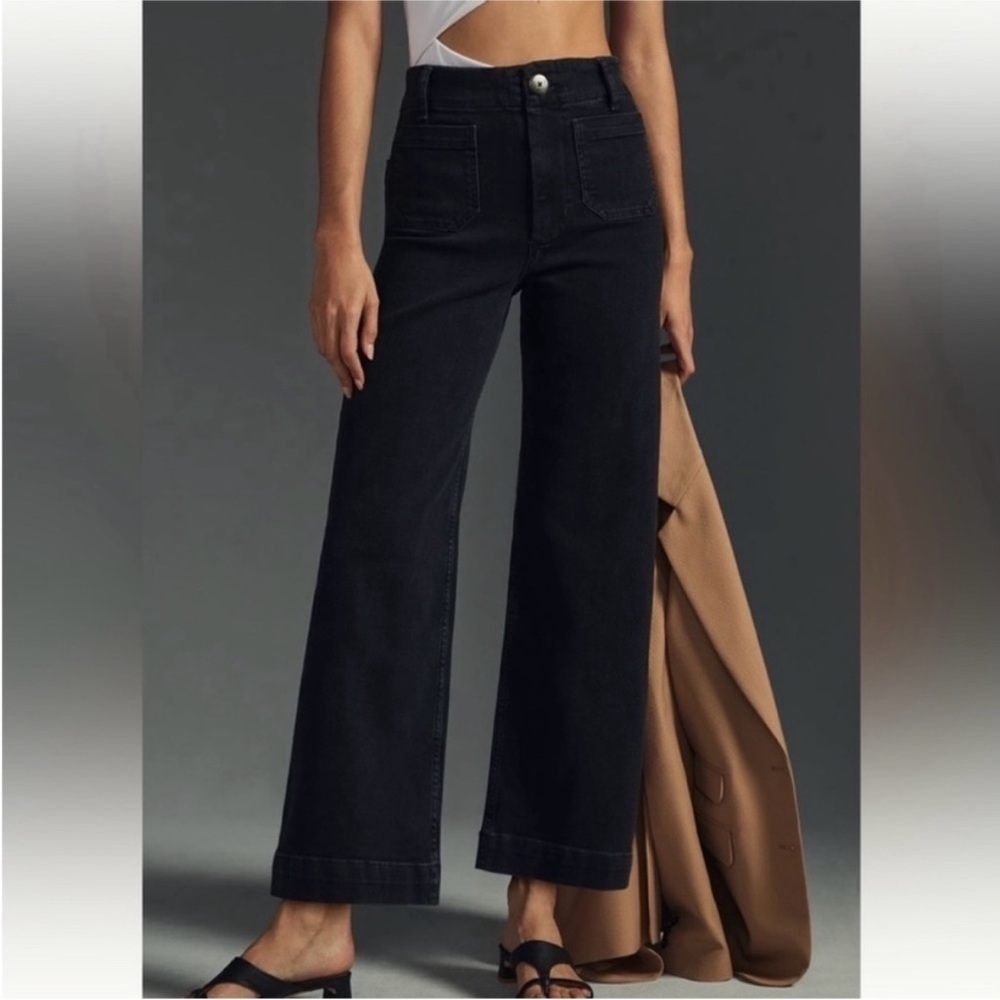 Pilcro The Day Tripper Black Wide‎ Leg Cropped High Waist Denim Jeans.